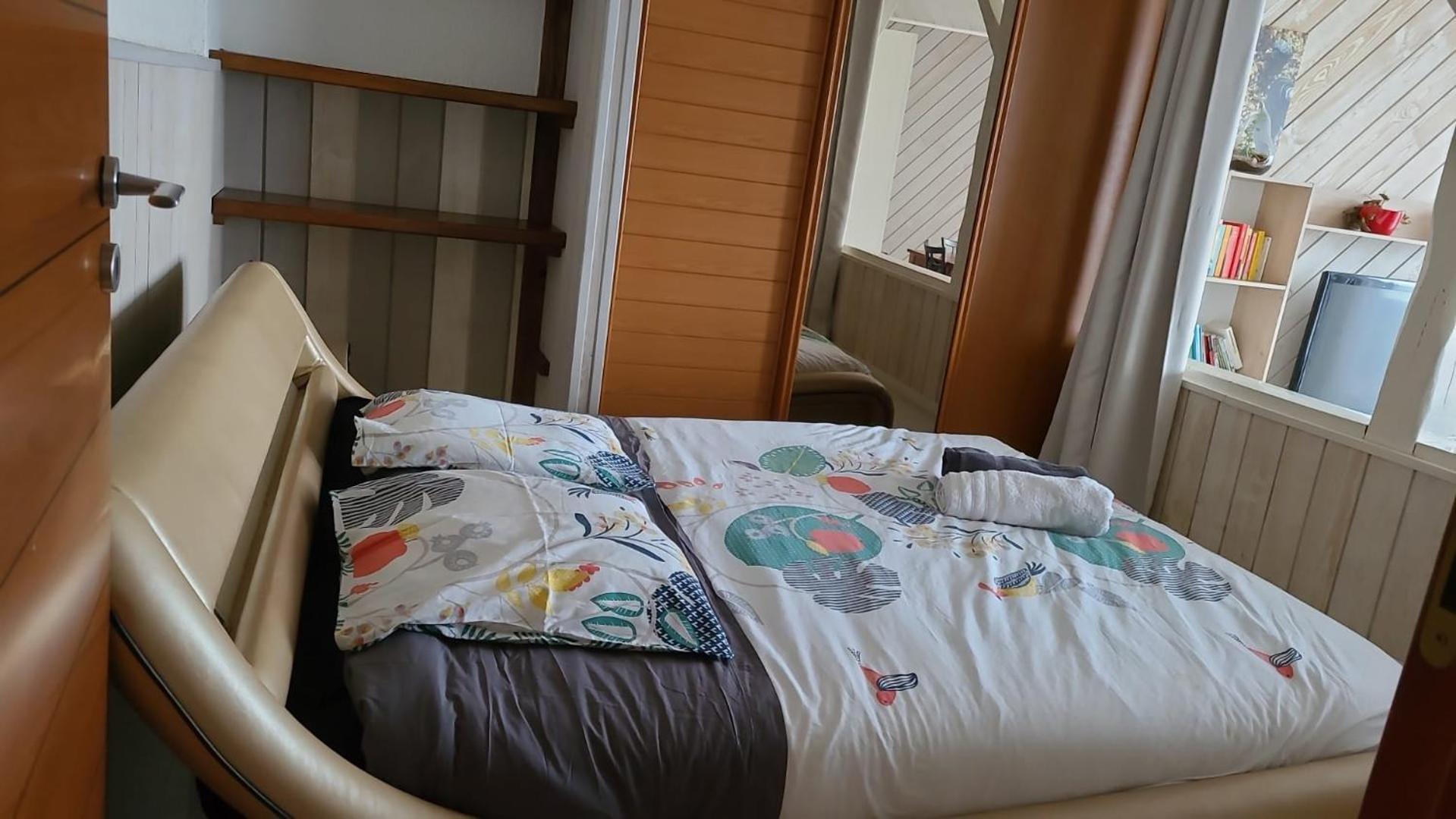 Appartement Vue Mer, Rdc, Plage De Trestrignel Perros-Guirec Bagian luar foto